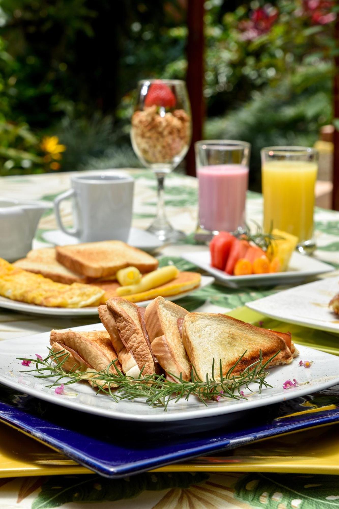 La Campana Hotel Boutique Medellin Ngoại thất bức ảnh